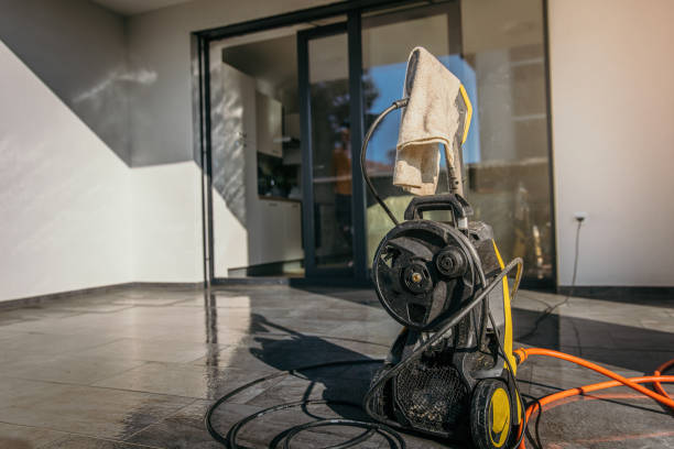 Best Driveway Pressure Washing  in Los Ranchos, CA